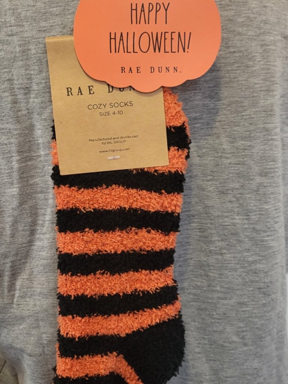 Rae Dunn Sweatshirt Halloween Size S Gray Hocus Pocus Long Sleeve W/ Socks NWT - Picture 4 of 5